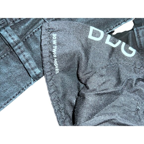 BDG Urban Outfitters Twig High Rise Denim Jeans Sz 30 W Womens Black Slim Fit - Picture 8 of 14